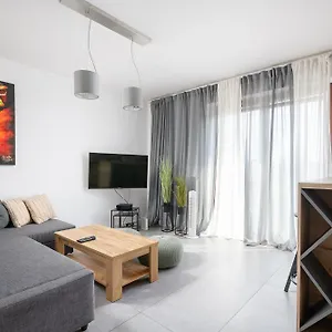Apartament Rentplanet - Na Pradze, Warszawa